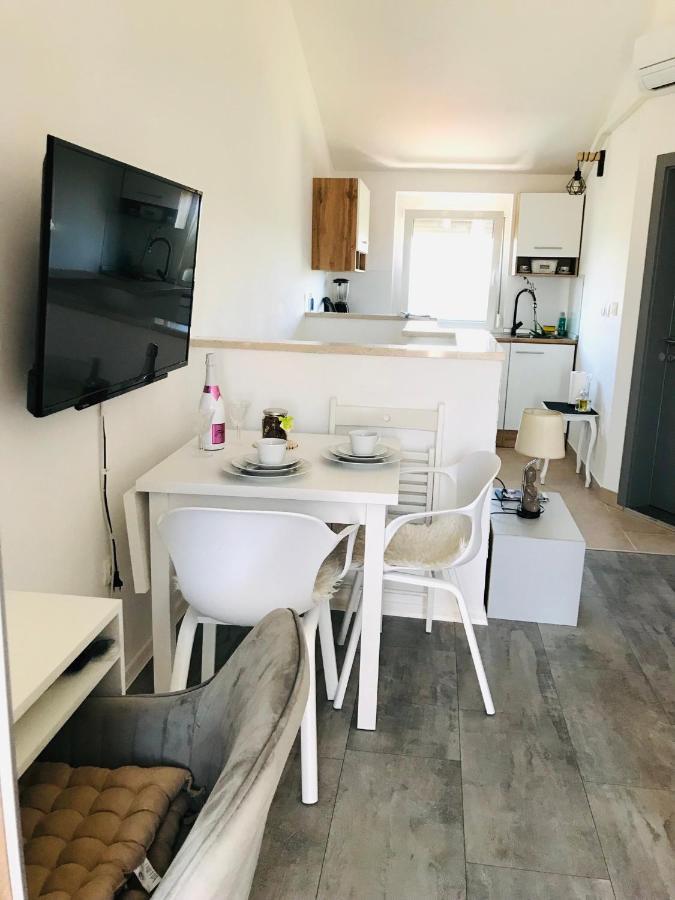 Ferienwohnung Smokvica Savudrija Exterior foto